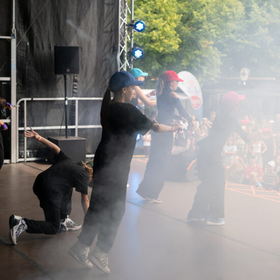 Straight Forward Crew - Teens 2023